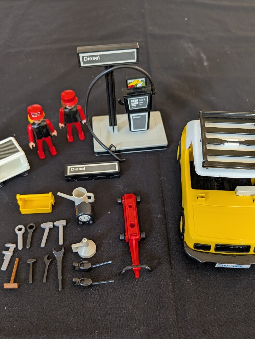 Vtg Playmobil 3434 ESSO Gas Station Play Set 1980's Assorted Replacement Parts